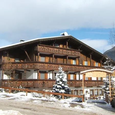 Hotel Heidi 2*